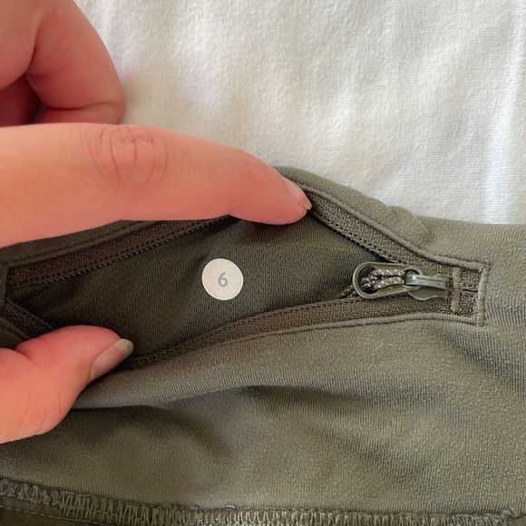 Lululemon running shorts - Picture 3 of 4